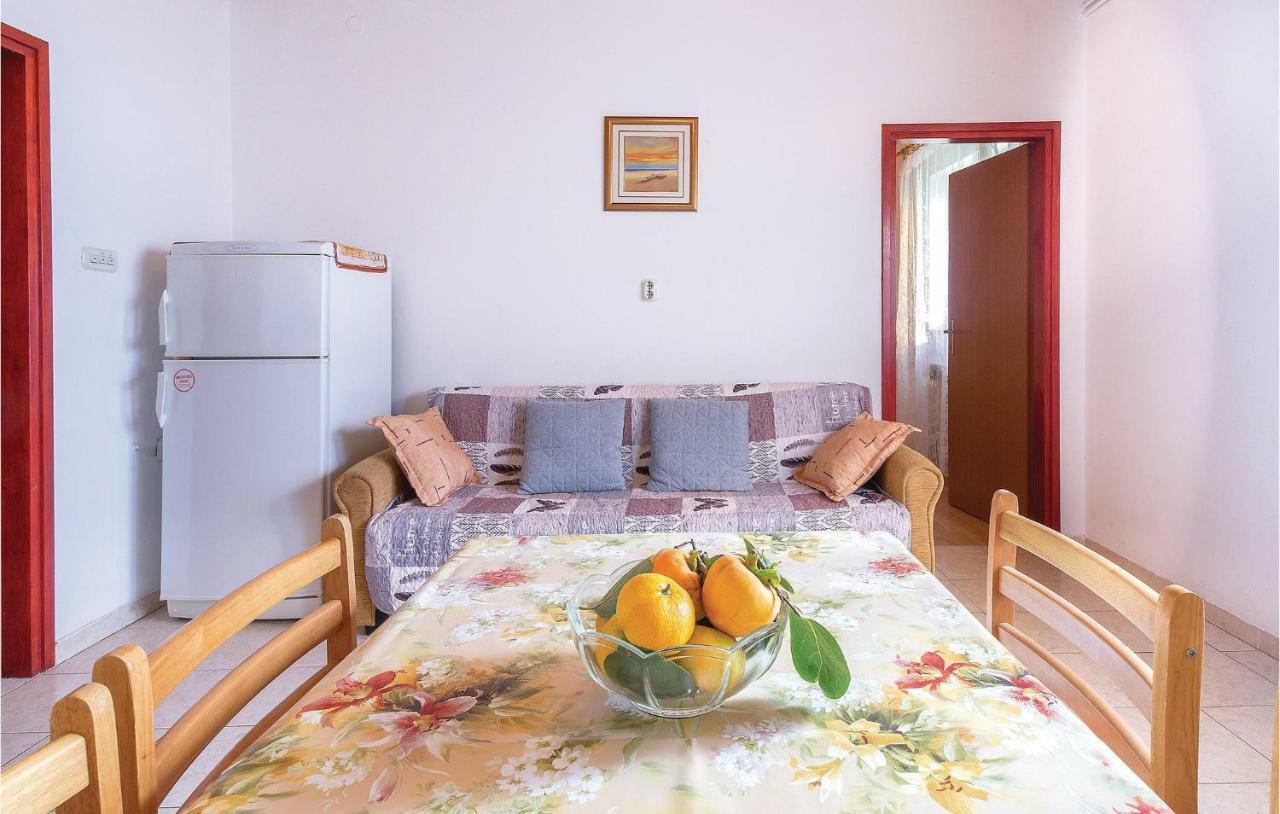 Awesome Apartment In Pula With Wifi Екстериор снимка